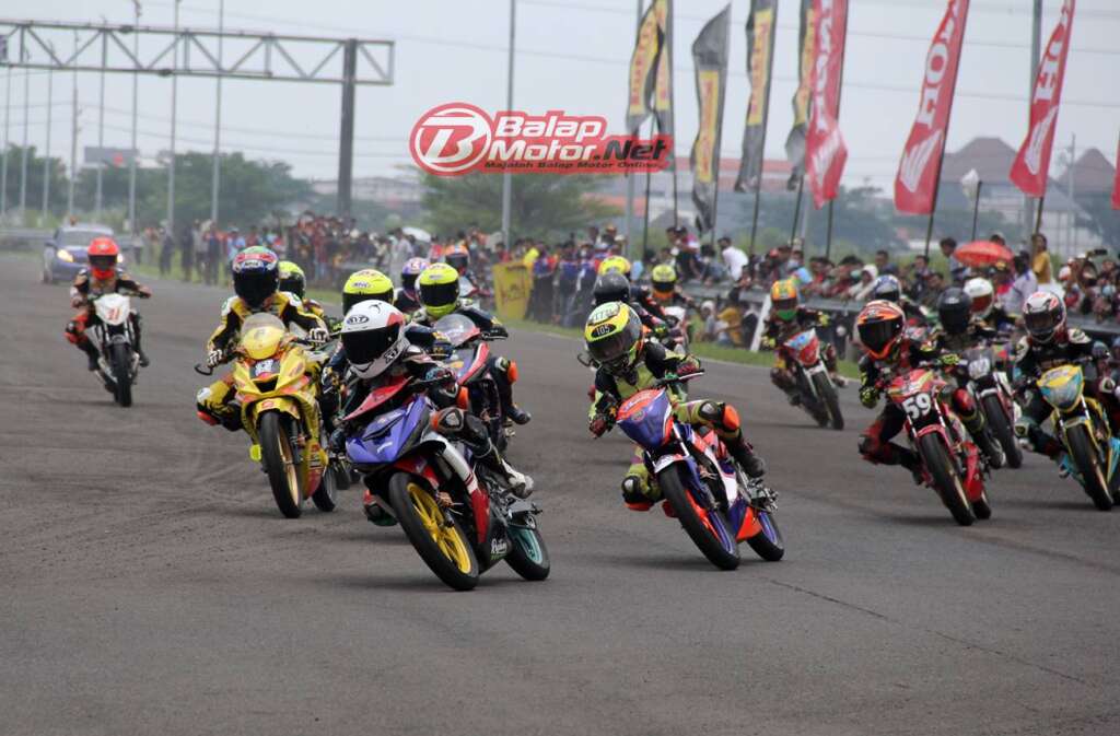 Hasil Race 2 Motoprix Surabaya 2022 Kelas Kejurnas