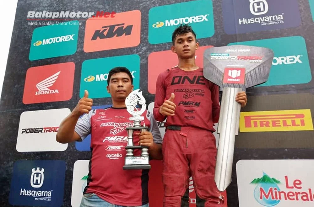 Impian Bhelly Satria Bisa Main Powertrack, Eh Langsung Juara Umum Bersama RSAC Devan Putra!