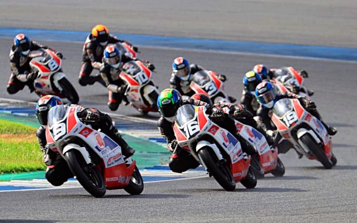 Thailand Talent Cup 2019 (Race 2): Tipis, Dheyo Wahyu Kibarkan Merah Putih di Podium 2!