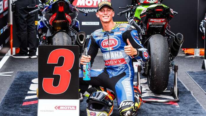 Andrea Locatelli Pata Yamaha