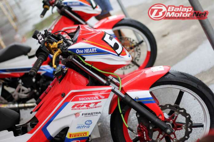 AStra Motor Racing Team