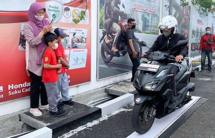 Vario 125 Family Gathering #1