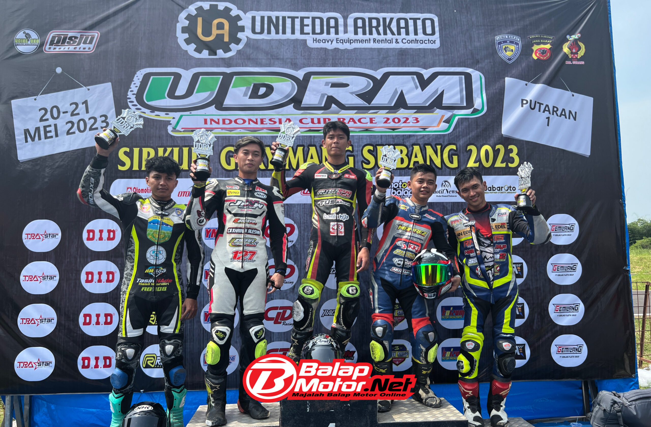 Podium MP1 Open