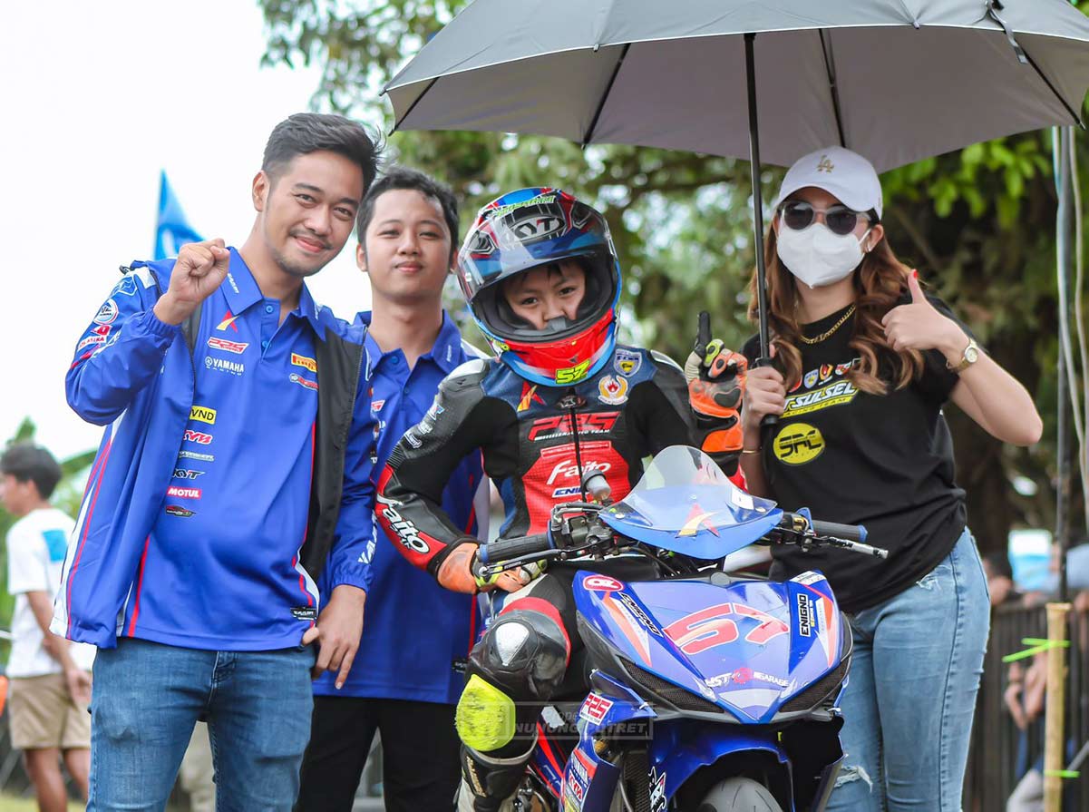 Reynaldi JR bersama Dian Alam PRS | Foto : Nunung Potret