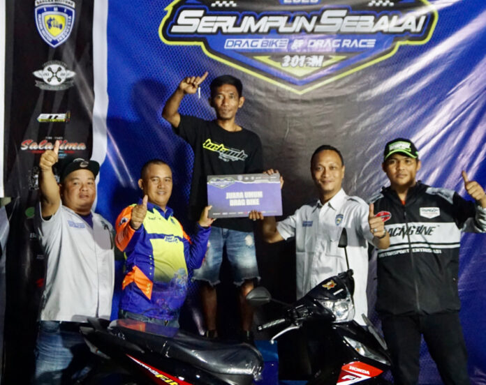 31407DF6-B21E-44C2-A61D-D9016EBF4827