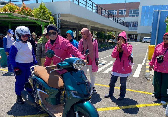 Safety Riding_Kartini_03