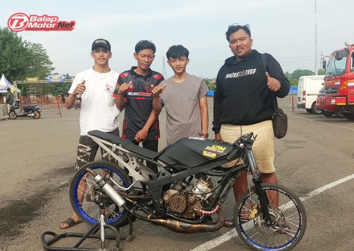 Ninja J2M Racing_
