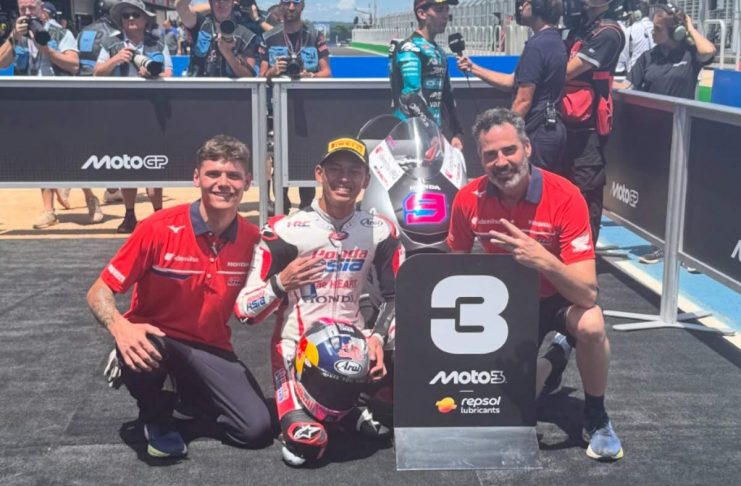 Veda Ega Pratama Catatkan Sejarah Bagi Indonesia, Raih Podium Ketiga 3 Moto3 GP Brazil 2026