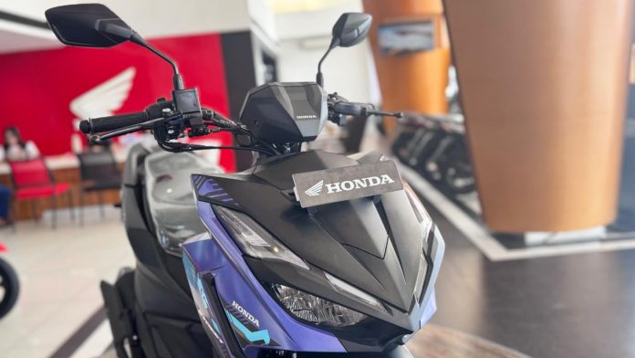 Vario125Street_2