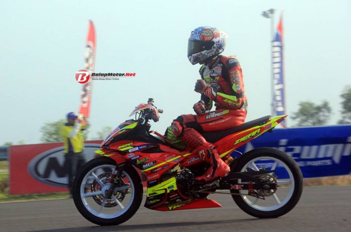 Aldiaz Aqsal Ziear Java Race GBT Surabaya